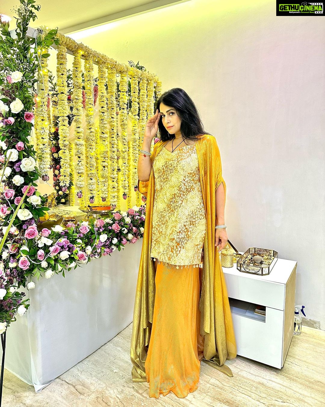 Pakhi Hegde Instagram - 🍊 Styled by : @tiara_gal @akansha.27 Assisted by : @stylebypriyankaa Outfit - @arpitasulakshana @stylebyriyajn #pakkhi #pakkhihegde #pakhi #pakhihegde #fyp #instagood #instagram #instadaily #reelsinstagram #reels #trend #trendingsongs #trendingreels #viral #viralreels
