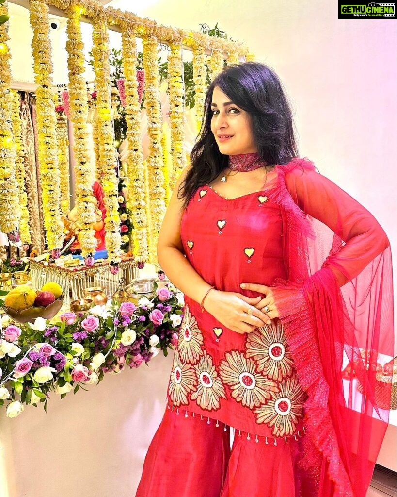 Pakhi Hegde Instagram - ❤️ This beautiful colour I just loved this Ganpati…😍 . . . #festivewear #pakkhi #pakkhihegde #pakhi #pakhihegde Styled by : @tiara_gal @akansha.27 Assisted by : @stylebypriyankaa Outfit - @arpitasulakshana @stylebyriyajn