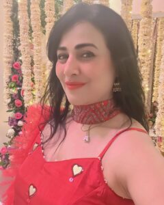 Pakhi Hegde Instagram - ❤️

This beautiful colour I just loved this Ganpati…😍
.
.
.
#festivewear #pakkhi #pakkhihegde #pakhi #pakhihegde 

Styled by : @tiara_gal @akansha.27 
Assisted by : @stylebypriyankaa
Outfit - @arpitasulakshana
@stylebyriyajn