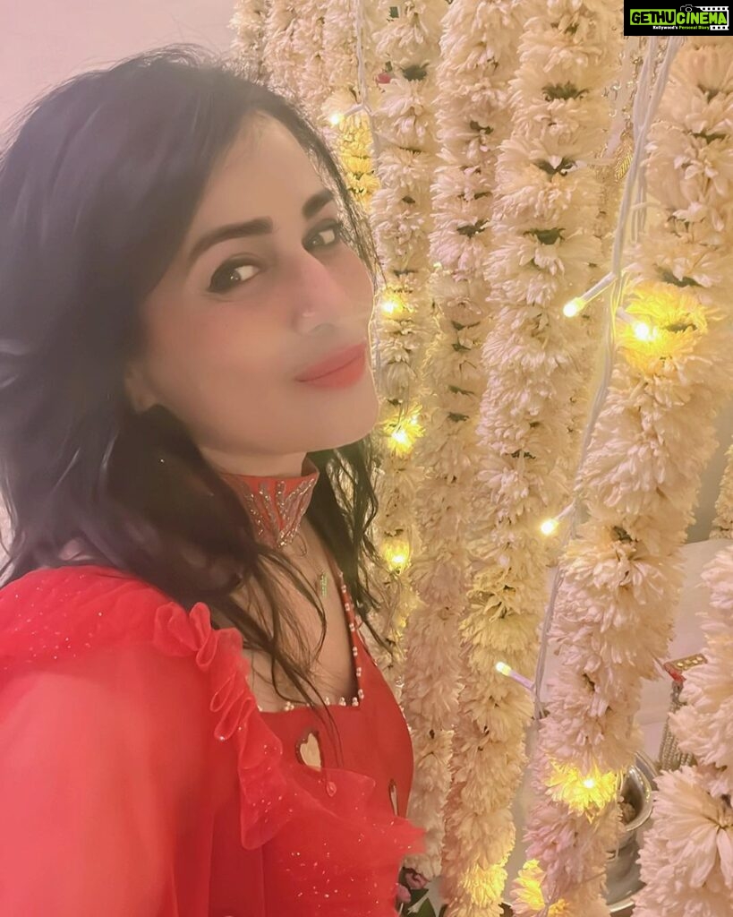 Pakhi Hegde Instagram - ❤️ This beautiful colour I just loved this Ganpati…😍 . . . #festivewear #pakkhi #pakkhihegde #pakhi #pakhihegde Styled by : @tiara_gal @akansha.27 Assisted by : @stylebypriyankaa Outfit - @arpitasulakshana @stylebyriyajn