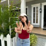 Palak Sindhwani Instagram - Every month, I try to go for a staycation with my family, Spend some time with them with nature, Rejuvenate, And This time @stayscapeofficial made it possible on a very short notice, They hosted us with so much love, From ambience to food, Everything was just perfect, Thank You so much, My mom dad had a blast!! ❤️ PS - Vlog is out on my channel, Link is in the bio! ✨ . . #postoftheday #staycation #nature #familytime #instamood #vacation #travel #explore #palaksindhwani