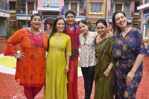 Palak Sindhwani Instagram - 15 glorious years of this legendary show! ✨

My heart is full of gratitude & love for everyone who has contributed in some way or the other to make this journey more beautiful, Thank You asit sir for making me a part of your family, Thank you to the whole cast and crew for being so passionate & supportive. 🫶

Thank you to all our well wishers and fans for showering so much love every single day, You guys are amazing! 🥹

Bas ye safar yuhi chalta rahe aur aapka pyaar ese hi milta rahe! ❤️
.
.
#gratitude #love #tmkoc #15years #thankyou #fyp #palaksindhwani