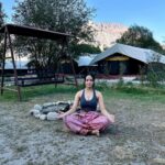 Palak Sindhwani Instagram - Mountains, Fresh air, Greenery, Sand and Inner Peace..🤍✨ #internationalyogaday 🧘‍♀️ Nubra Valley