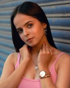 Palak Sindhwani Instagram - Protected..😇🦋✨
.
.
Outfit - @urbanic_in 
Captured by - @ketangadkar 
.
.
#postoftheday #instamood #instadaily #ootd #casual #fyp #explore #love #fashion #ootdfashion #palaksindhwani