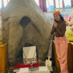 Palak Sindhwani Instagram - Ladakh Diaries ft. @travelbasketm1 ❄️⛰️🧘‍♀️ From visiting Leh Palace to getting stuck in the snow to meeting locals to visiting monasteries to having the best food to signing autographs for my sweetest fans, This trip is full of so many beautiful memories that are going to stay with me all my life. 💕 How you can be so happy and content with whatever you have, wherever you are and at the same time working towards your dreams with utmost faith, patience and honesty is what I take back from this trip. ✨ Now I know why Ladakh trip got executed so smoothly and not any other place, Thank you Universe for always choosing the best for me, Forever Grateful! 😇 . . #ladakh #ladakhtourism #ladakhtrip #ladakhdiaries #travel #travelgram #traveler #explore #fyp #mountains #nature #peace #palaksindhwani Leh, Ladakh