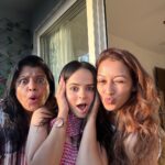 Palak Sindhwani Instagram - **Gratitude Post** Sometimes a change of perspective is all it takes to see the light..💫🤗 So grateful to have made all these beautiful memories on the set with my fav people, From Night shifts to shooting outdoors in heat to everyone giving their 100% every single day, We’ve done it all together and come a long way, I’m sure it’s only going to get better and brighter with time, Thank you God For always having our back and Thank you to our extended family for loving us so much, we’re forever grateful!❤️ . . #grateful #thankyou #positivity #brightside #tmkoc #onset #bts #fyp #palaksindhwani