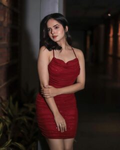 Palak Sindhwani Instagram - worth the wait..♥️✨
.
.
Location - @stayscapeofficial 
Outfit - @luluandskyofficial 
HMU - @shine_and_shadow_ 
Clicked by - @the_pixeleyes 
.
.
#birthday #ootd #ootdfashion #birthdayeve #goodvibes #reddress #explore #palaksindhwani