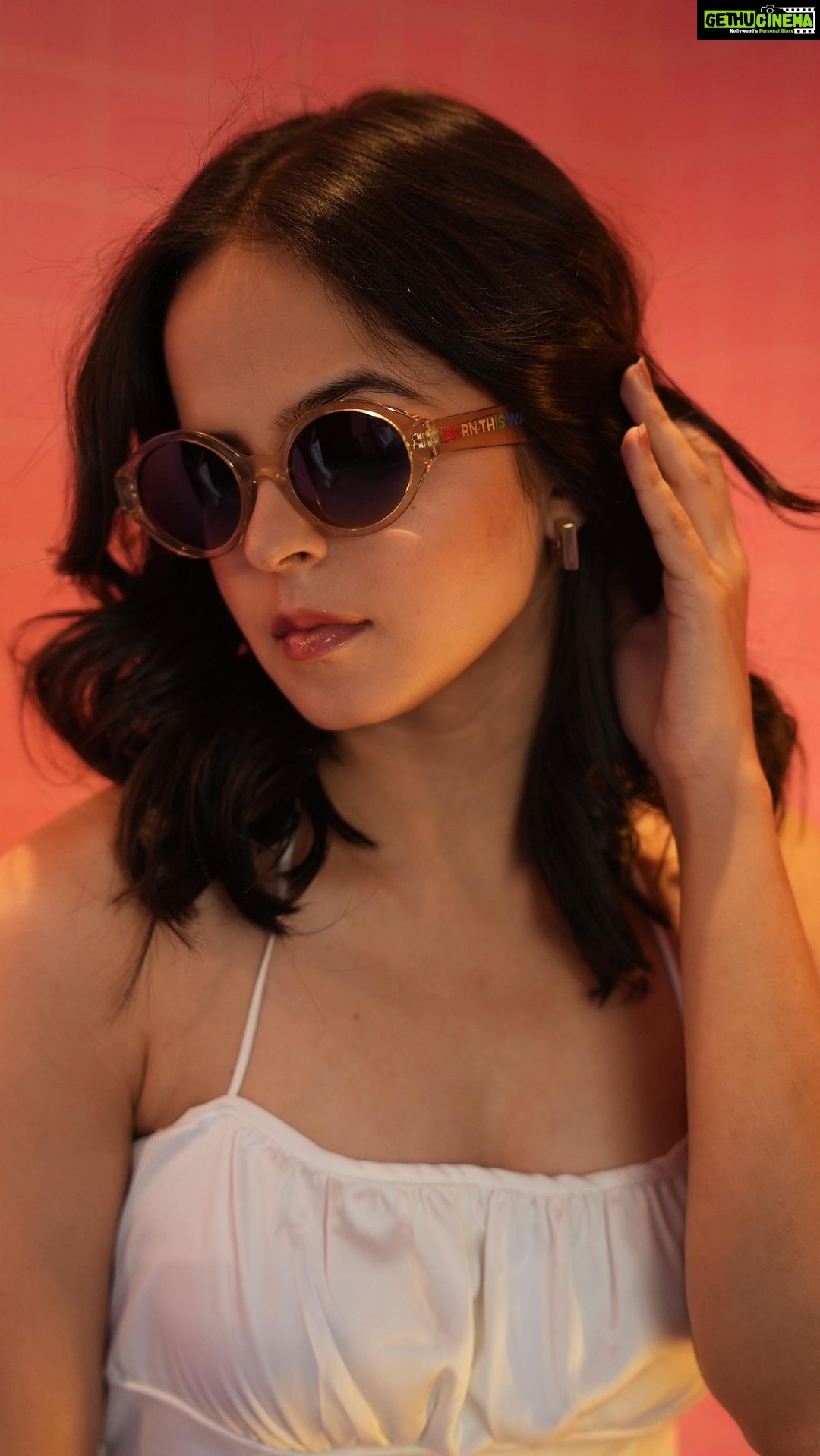 Palak Sindhwani Instagram - Vibe Check Ft. Lenskart! 😍 . . . Shop from @lenskart Eyewear at extra 60% off & Sunglasses at Buy 1 Get 1 offer. Also they guarantees to deliver your order in 3 days, else you get it for FREE! 🔥 Sharing the product code of my glasses: Look 1: 200584 Look 2: 206888 Look 3: 200467 . . #Lenskart #LenskartSquad #ThreeOrFree #eyewear #reeloftheday #reelitfeelit #explore #palaksindhwani