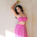 Palak Sindhwani Instagram - All set for Holi?! 🎨🧚🏻‍♀️ . . Outfit - @lavanyathelabel Clicked by - @ketangadkar HMU - @ayeshamakeovers_ . . #postoftheday #holivibes #colours #instamood #festivevibes #ethnicwear #holivibes #fyp #explore #palaksindhwani