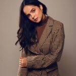 Palak Sindhwani Instagram - All these little steps will add up in the end..🤎✨🤌 . . Shot by - @ghosh.01 HMU - @shine_and_shadow_ Outfit - @urbanic_in Studio - @photoadda999 . . #postoftheday #keepmoving #goodvibes #casual #ootd #monochromatic #brown #fyp #palaksindhwani