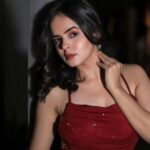 Palak Sindhwani Instagram - worth the wait..♥️✨ . . Location - @stayscapeofficial Outfit - @luluandskyofficial HMU - @shine_and_shadow_ Clicked by - @the_pixeleyes . . #birthday #ootd #ootdfashion #birthdayeve #goodvibes #reddress #explore #palaksindhwani