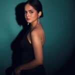 Palak Sindhwani Instagram - One for the grid! 🖤 PS - Birthday content will be dropping soon, Stay tuned! ✨ . . Shot by - @ghosh.01 HMU - @shine_and_shadow_ Outfit - @urbanic_in Studio - @photoadda999 . . #postoftheday #instamood #ootd #blackoutfit #instamood #explore #fyp #palaksindhwani