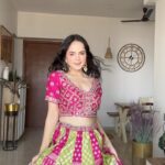 Palak Sindhwani Instagram - GRWM to crash a wedding! 💄🫣💃 . . Outfit - @lapink_by_knareshkumar Styled by - @rimadidthat Jwellery - @_minaki__ X @poojadargad_25_ HMU - 🙋‍♀️ . . #grwm #grwmmakeup #wedding #fyp #palaksindhwani