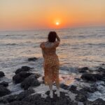 Palak Sindhwani Instagram - Feels like I’m coming back home! 🌊 . . Outfit - @faballey Boots - @luluandskyofficial . . #selflove #beach #water #strongmindset #reelitfeelit #reelsindia #fyp #trendingreels #explorepage #palaksindhwani
