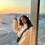 Palak Sindhwani Instagram - Where am I off to?! ✈️✨🦋 . . Wearing - @urbanic_in Bag - @ecoright . . #travel #travelgram #ootd #airport #sunset #airportlook #explore #explorer #palaksindhwani