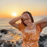 Palak Sindhwani Instagram - Something beautiful is in the horizon..🌅 . . Outfit - @faballey Boots - @luluandskyofficial . . #sunset #newbeginnings #nature #positivevibes #instamood #instadaily #ootd #grateful #fyp #palaksindhwani