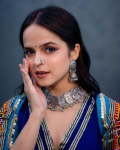 Palak Sindhwani Instagram - Kem cho?! 🦋✨

PS - New Dance cover is out on my YT channel, Click on the link in my bio to watch it now! 
.
.
Outfit - @rishh_designs 
Studio - @byou.in @tejalpimpley 
Captured by - @vikasgorule 
HMU - @nidhikrishnamuurthy 
.
.
#postoftheday #navratri #garba #festivevibes #instamood #fyp #ootd #palaksindhwani