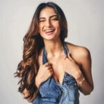 Palak Tiwari Instagram - Darling in Denim💙 @orrajewellery @sohail__mughal___ @stylingbyvictor @janvijain123 @rahul_sharma221