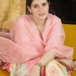 Pankhuri Awasthy Rode Instagram – Piya basanti re 🌸

Clicked by @zebiee_xyz_ ♥️