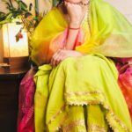 Pankhuri Awasthy Rode Instagram - 🌼🌿🌸 Wearing @bunaai 💛💚🩷 📹: @zebiee_xyz_ #indianwear #suitsets #suitstyle #yellow #beautiful #reelsviral #reeltrending #trendingsongs #trendingreels