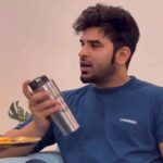 Paras Chhabra Instagram - Le saaale 😂🤣😂🤣 Aur le pange 🤣🤣🤣🤣🤣 @yashmunjal01 🎥 @thepitchgray #paraschhabra #funnyreels #reel #funnyvideos #funny Mumbai, Maharashtra