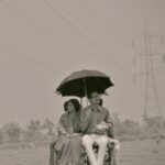 Parno Mittra Instagram - ফিরে দেখা #ApurPanchali #9YearsOfApurPanchali @parambratachattopadhyay #SubirBanerjee @parnomittra @gauravchakrabarty @indraadeep @kgunedited #reelsinstagram #reelitfeelit #reelkorbofeelkorbo #reelsvideo