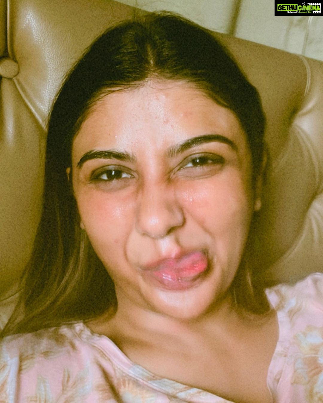 Parno Mittra Instagram - Procrastination finally has a face! 🫤