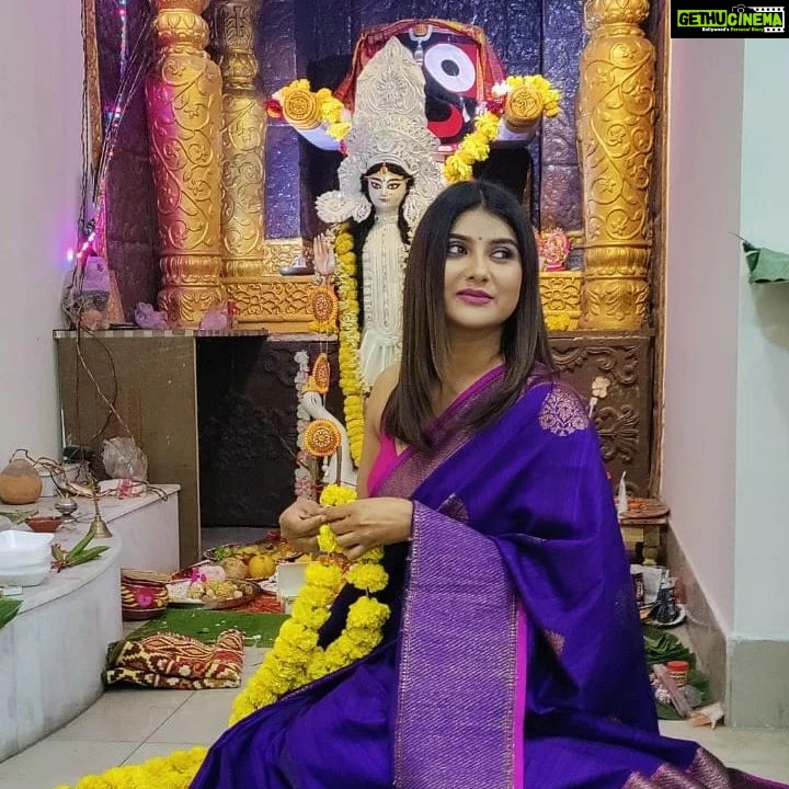 Parno Mittra Instagram - Subho Saraswati pujo..