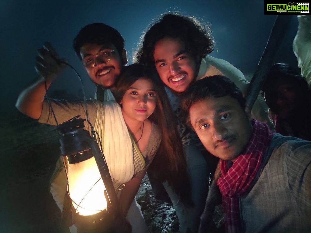 Parno Mittra Instagram - From the sets of #bonobibi #rajdeepghosh @arrow_hit @aryadasguptaa @dibyenduofficial And @ranassocial