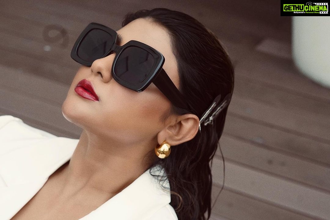 Parno Mittra Instagram - My muse the gorgeous @parnomittra ❤️ Photography: @makeupartist_prasenjit HMU : @makeupartist_prasenjit Styled by: @thebongmunda