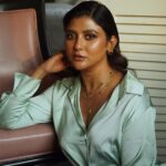 Parno Mittra Instagram - Portraits by @makeupartist_prasenjit . The stunner @parnomittra ❤️ HMU : @makeupartist_prasenjit Styled by: @thebongmunda @chitribypiyali Jewellery : @snastudios Location: @theparkhotels India