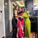 Parull Chaudhry Instagram - #aboutlastnight Diwali celebration begins Thank you @shreya_nehal @vinitps for such a fun & crazy evening ❤️ You both are lovely hosts 🤗 Baaki sab so beautiful so elegant just looking like a wow 😂❤️ Don’t miss the last slide Mumbai - मुंबई