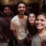Parvathy Omanakuttan Instagram - There are friends, there is family; and there are those friends who become more than family 💖😇 My Darlings @raghavjuyal @ishanbhandarii it felt like time just skipped , hopped and then came to a stop. You guys are the same at heart yet have done me sooooo proud in your life and work 😇😇😇😇 😇 Thank you for being the way you are …. We gotta meet super soon and laugh like crazy again. Your Jiji Loves you 😘 #jijikesaale #friendslikefamily #laugh