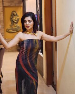 Payel Sarkar Instagram - Fashion reflects who you are ✨️

Styling - @hittingfashion