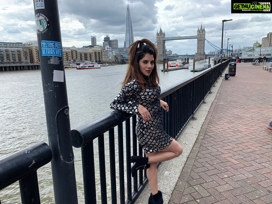 Payel Sarkar Instagram - It's throwback time to good old days of London shoot.