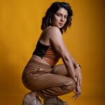 Payel Sarkar Instagram - Look for the magic in every moment ✨️ Wardrobe & styling @jitsatyaofficial Makeup & hair @anupdasmakeup Photography @hashtag_piksography