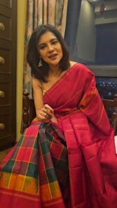 Payel Sarkar Instagram - Hello all you wonderful people
I am Looking forward to seeing all you fellow saree lovers on the 9th of September at Saree Mela by Joyee!

Date: 9th and 10th September
Time: 12-7:30 pm
Venue: Ganges Art Gallery
33A, Jatindas Rd, lake Terrace, Ballygunge, Kolkata- 700029

#joyee
#sareelovers
#handlooms