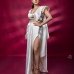 Payel Sarkar Instagram - Expressing the boldness of beauty through fashion. Wardrobe & styling @jitsatyaofficial Makeup & hair @anupdasmakeup Photography @hashtag_piksography