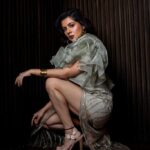 Payel Sarkar Instagram - Self-confidence is the best outfit, rock it and own it. . Look by @jitsatyaofficial Click @hashtag_piksography Mua @makeupartist.samrat Hair @bijoy_biswas26