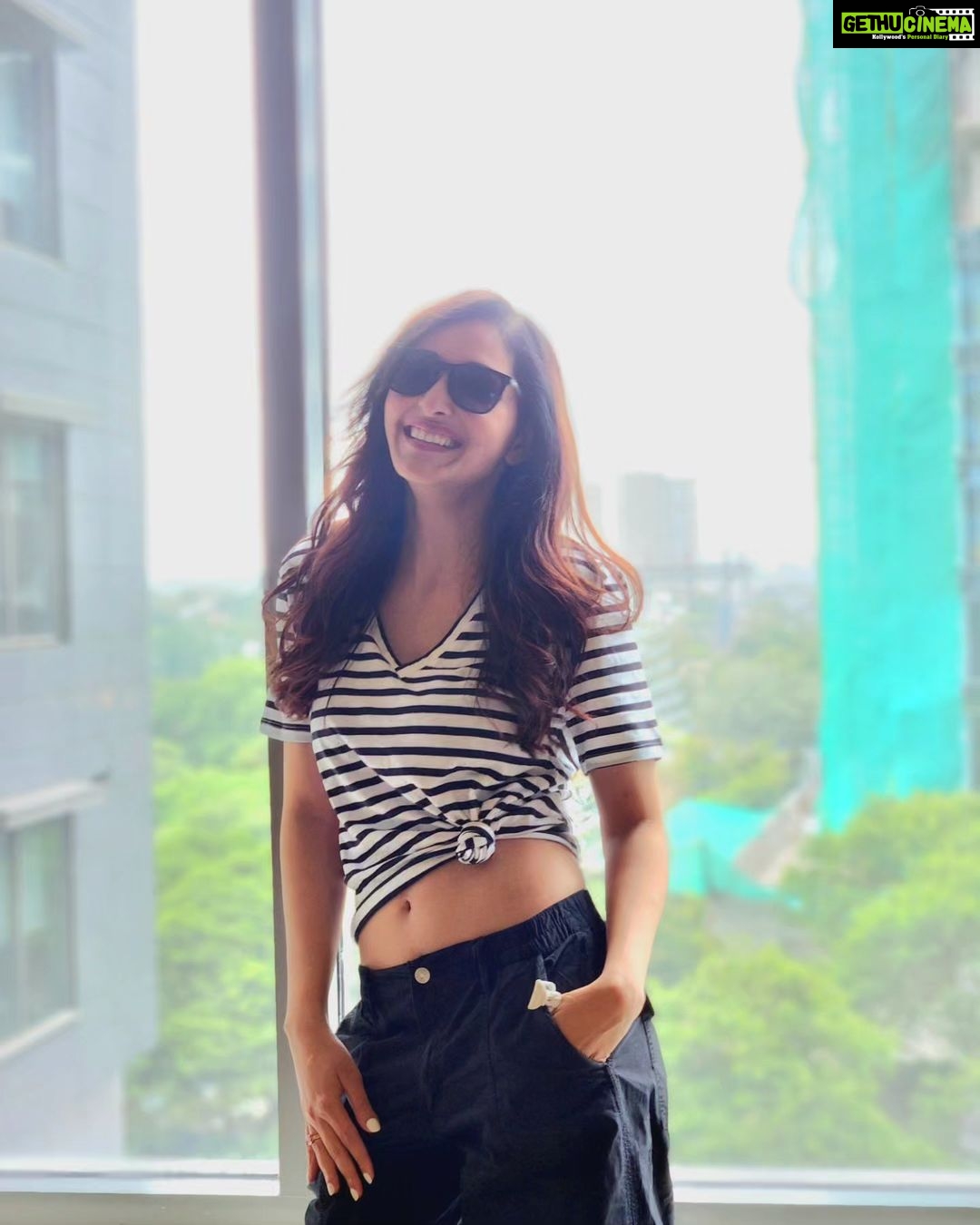 Pooja Chopra Instagram - #sunday #madness @poojachopraofficial ❤️ . . . . #mobile #click #samsung #sundayvibes