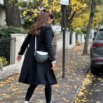 Pooja Hegde Instagram - Somewhere in the middle of winter, sunshine and autumn leaves ❄️☀️🍂🙃 London, United Kingdom
