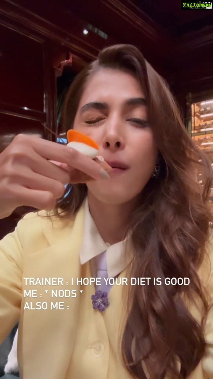 Pooja Hegde Instagram - Dessert doesn’t count right? 🤷🏻♀️🫢 #extraburpeestomorrow