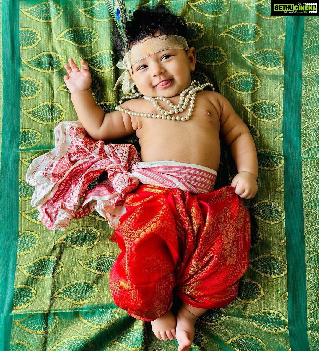 Pooja Ramachandran Instagram - Happy Janmashtami/Krishna Jayanthi to everyone. May Lord Krishna bless you all with an abundance of happiness, peace, prosperity and love. #janmashtami #janmashtami2023 #krishnajanmashtami #krishnajayanthi #krishnajayanthi2023❤️💫 #kiaankokken #indianbaby #babyboy #babygram Chennai,Tamilnadu