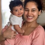 Pooja Ramachandran Instagram - We made a wish and you came true. All of god’s grace in one tiny face. 📸 @highonkokken #twinningiswinning #twinning #twinningwithmommy #kiaankokken
