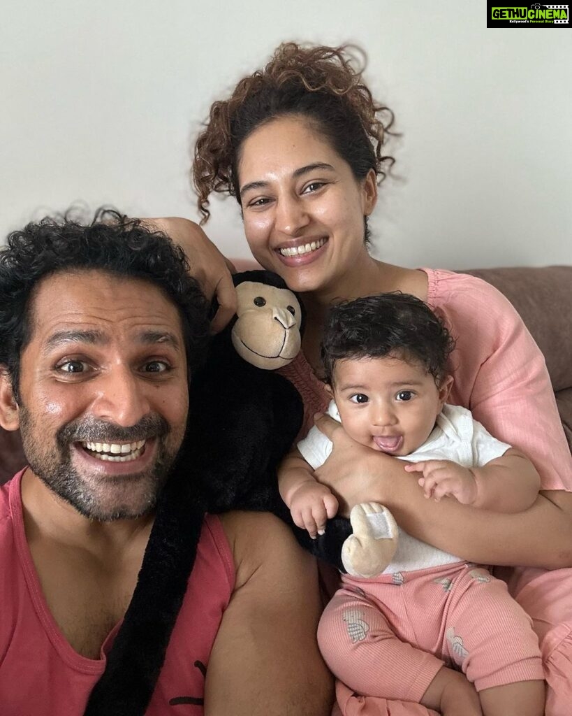 Pooja Ramachandran Instagram - Friendship is the root of our relationship. Before everything else we are friends first and it will always be that way. Now we’ve added one more little human to our tiny circle! Here’s to the many beautiful memories we will make together! Thank you to all our Instagram friends who give us so much love. Happy Friendship Day from us to you! #happyfriendshipday #friendshipday2023 #friendsforlife #kiaanandjojo