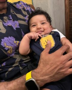 Pooja Ramachandran Instagram - Our first pizza date lunch with @kiaankokken The day is not far away when Kiaan starts eating our favourite with us sooooon!! 

Kiaan’s first mall visit. :) 

#lafamilia #familytime #pizzalovers #lovemyfamily #treatday #sourdoughpizzas #kiaankokken #babysdayout