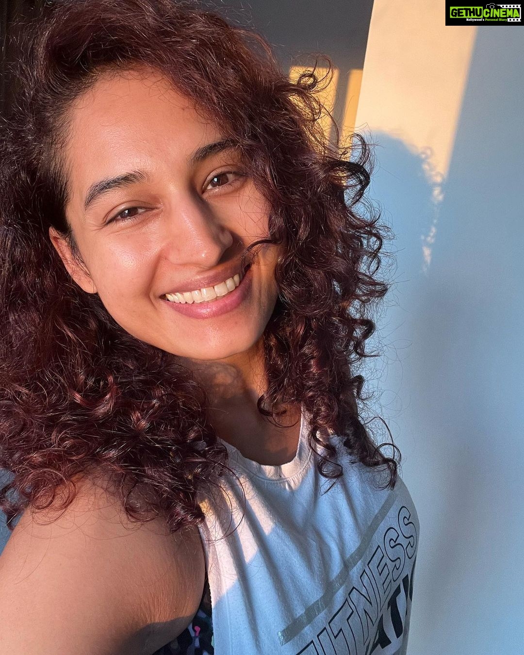 Pooja Ramachandran Instagram - Rise and shine ☀️♥️