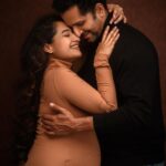 Pooja Ramachandran Instagram – Posers just doin their thing! 😉

Shot by @kiyoshotz 
Make up @malar_mua_ 
Hair karunya_mua 

Manager @kannan_2000 

#maternityshoot #maternityphotography #maternityfashion #pregnancyphotoshoot #pregnancydiary #pregnancyjourney #lifeinsideofme #mybaby #blessedandgrateful #homestretch #indianpregnantmom #pregnantbelly #indianpregnantwomen #mommatobe #welcomingbaby #posers #livelovelaugh #onelife