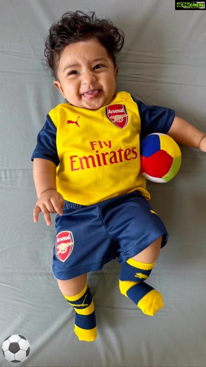 Pooja Ramachandran Instagram - Waiting to be on the real football field until then some pictures will do 😋 ⚽️ #football #arsenal #manchester #flyemirates #cutebabiesofinstagram #kiaankokken #taurusbaby #puma #babyfootballer #babyboy #baby2023