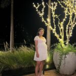 Pooja Ramachandran Instagram - Good food, music and company by the seaside! #bliss Sheraton Grand Chennai Resort & Spa